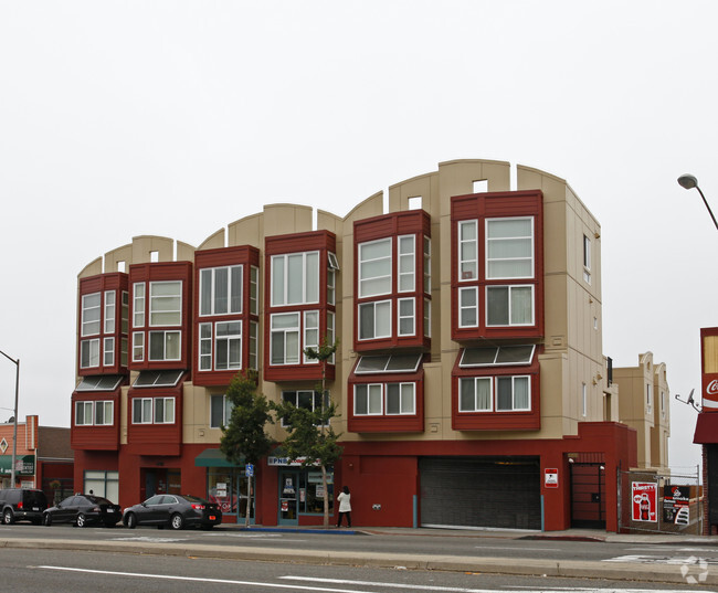 Building Photo - Vista Grande Apartments