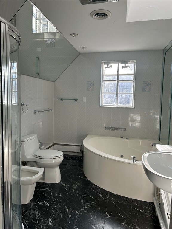 Building Photo - 990 Humphrey St