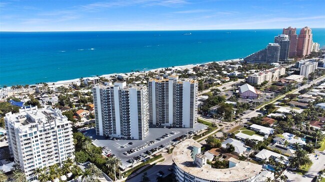 Building Photo - 2715 N Ocean Blvd