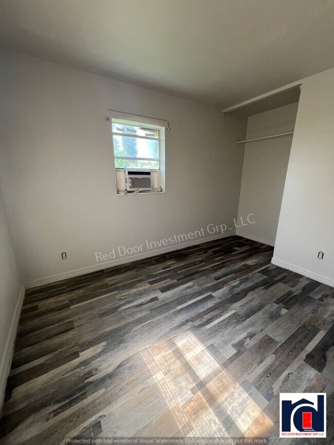 Building Photo - 3105 Ave T