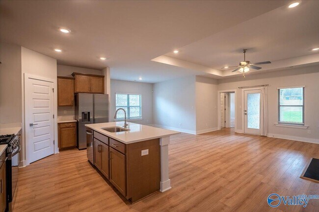 Building Photo - 14872 Demarie Ln