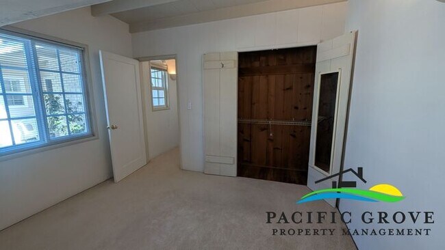 Building Photo - Charming New Monterey Home with Bay Views with all utilities included