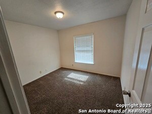 Building Photo - 1034 Cloverbrook St
