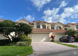 Building Photo - 513 W Palm Aire Dr
