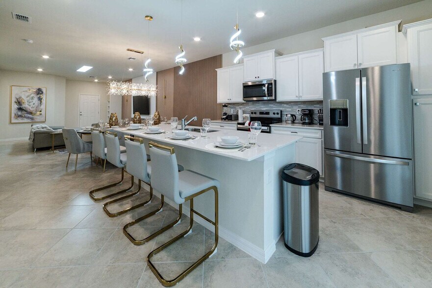 Building Photo - 15871 Cape Coral Lp