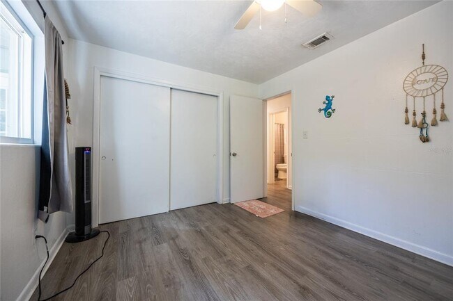 Building Photo - 749 NW 34th St