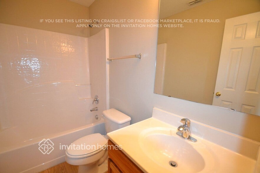 Building Photo - 11142 Summer Star Dr