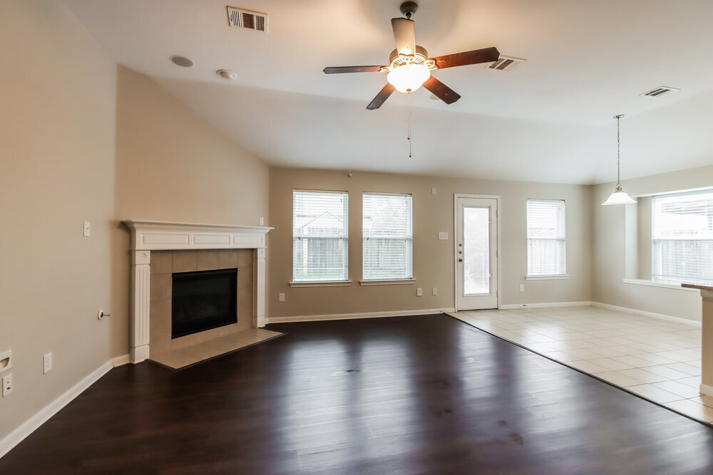 Building Photo - 21519 Kings Bend Dr