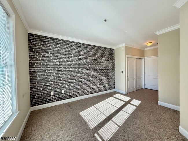 Building Photo - 6402 Brookhaven Court