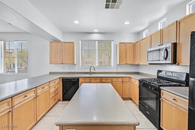 Building Photo - 7556 Creative Ct