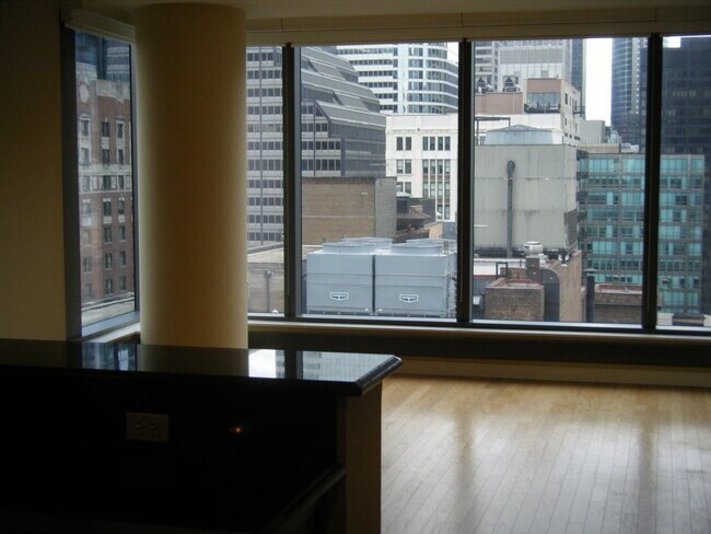 Building Photo - 60 E Monroe St