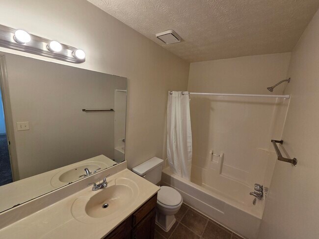 Building Photo - 4346 Redgate Rd