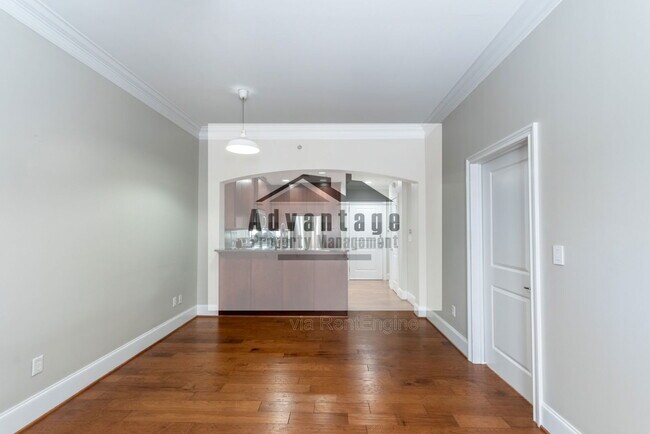 Building Photo - 2277/2255 Peachtree Rd NE