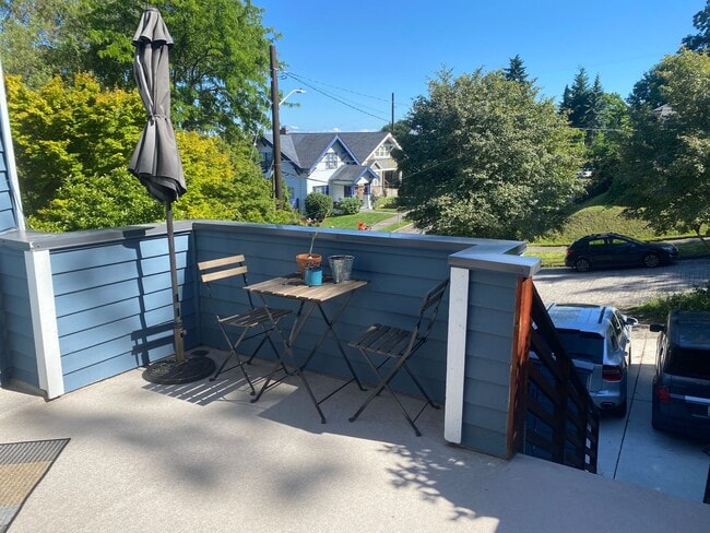 Building Photo - Ward Apartments LLC