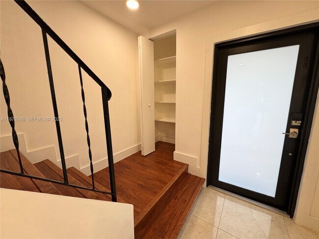 Building Photo - 3768 NE 167th St