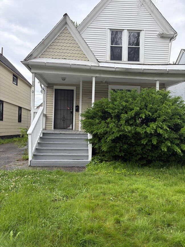 Primary Photo - 3 Bedroom Single Family