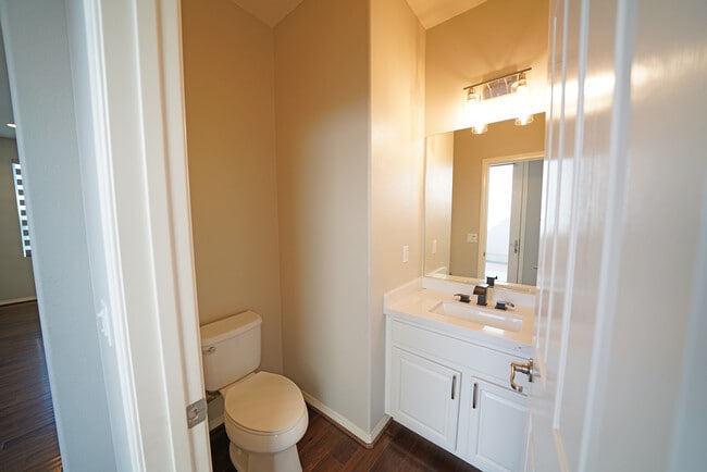 Building Photo - 28955 Buena Vista Ct
