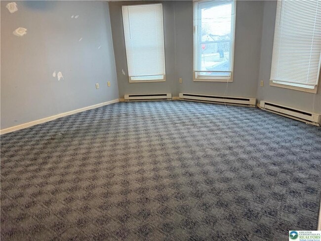 Building Photo - 505 E Main St