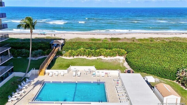 Building Photo - 10044 S Ocean Dr
