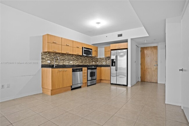 Building Photo - 350 S Miami Ave