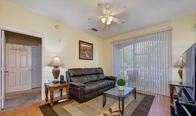 Primary Photo - 7990 Baymeadows Rd E