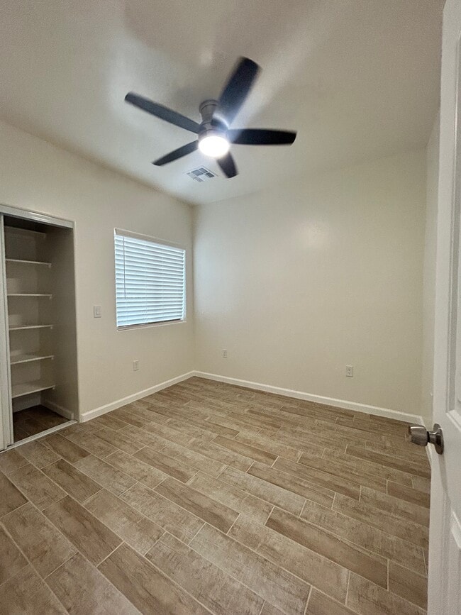 Building Photo - 1324 Renda Ct