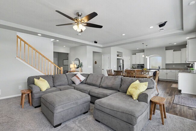 Building Photo - FABULOUS 4 BEDROOM HOME IN CUMBERLAND GREEN FOUNTAIN