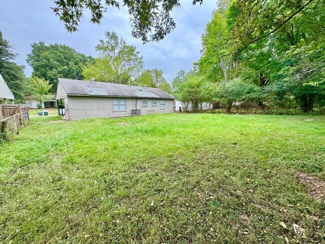 Building Photo - 3353 Elk Point Dr