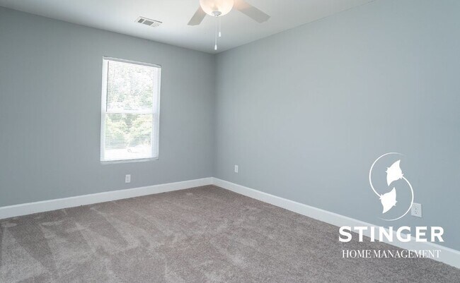 Building Photo - 17 Kaminsky Ln