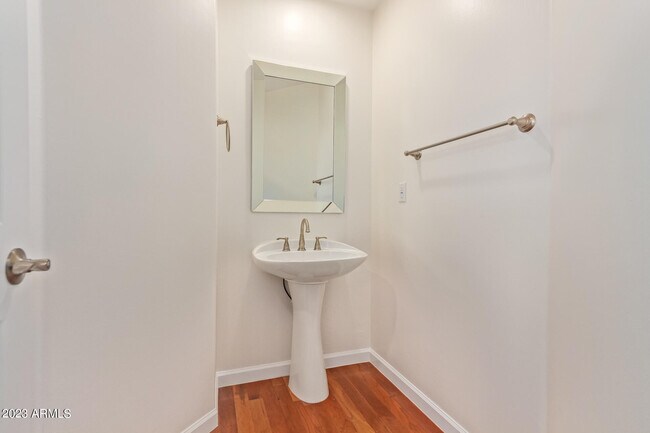 Building Photo - 12063 E Bella Vista Cir