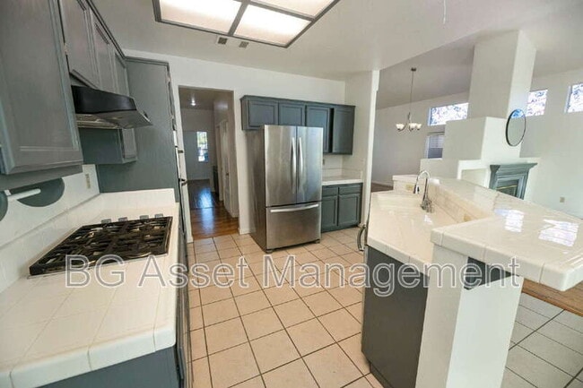 Building Photo - 295 Avalon Cir