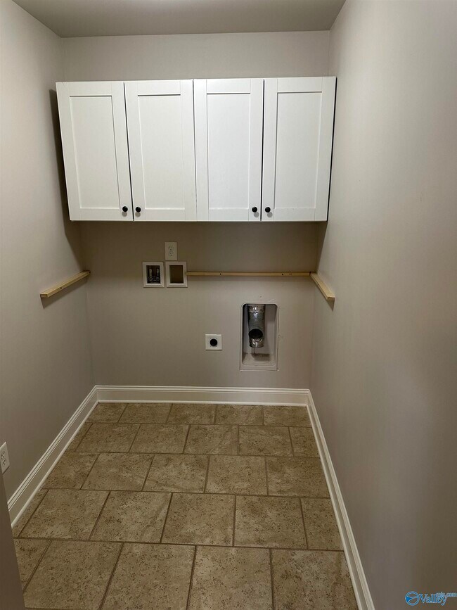 Building Photo - 517 Balsam Terrace Way