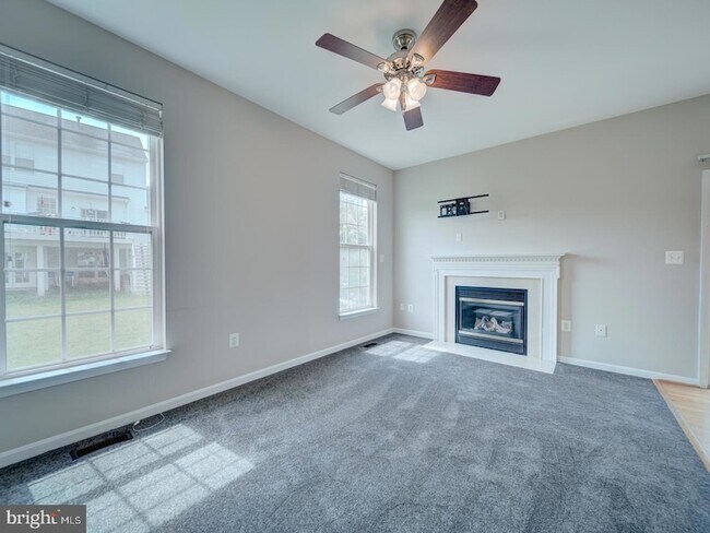 Building Photo - 6311 Hot Spring Ln