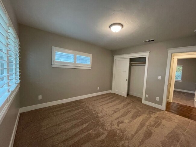 Building Photo - Classic Home with Modern Remodel and Huge Backyard in Desirable Arden Park Neighborhood!