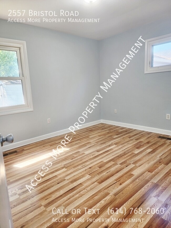 Building Photo - 2557 Bristol Rd
