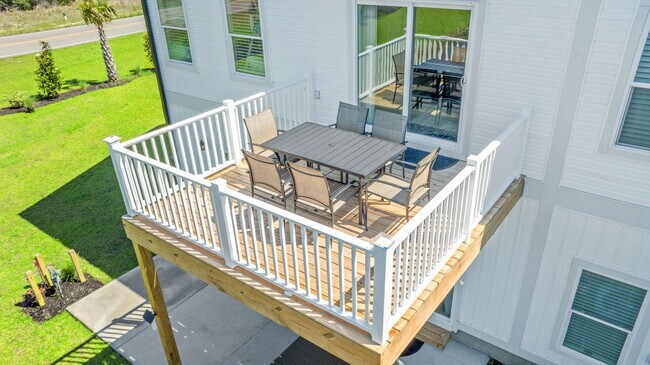 Building Photo - 304 Lineback Pl