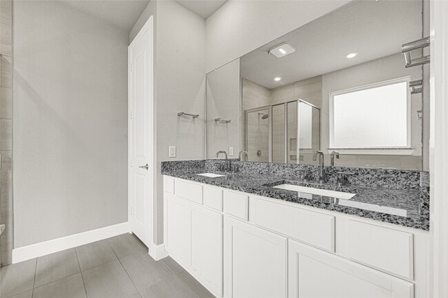 Building Photo - 8458 Harrington Grv Trl