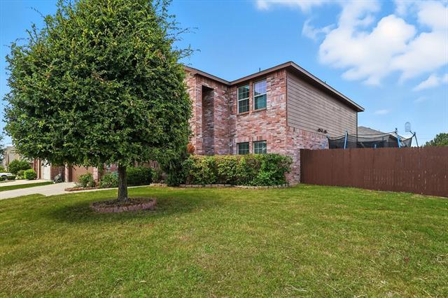 Building Photo - 500 Foxcraft Dr