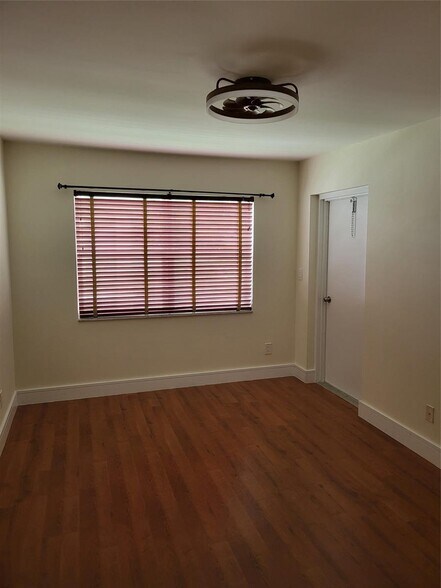 Building Photo - 4145 NW 90th Ave