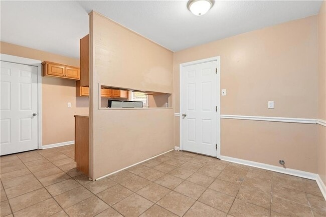 Building Photo - 4242 Marmora Dr