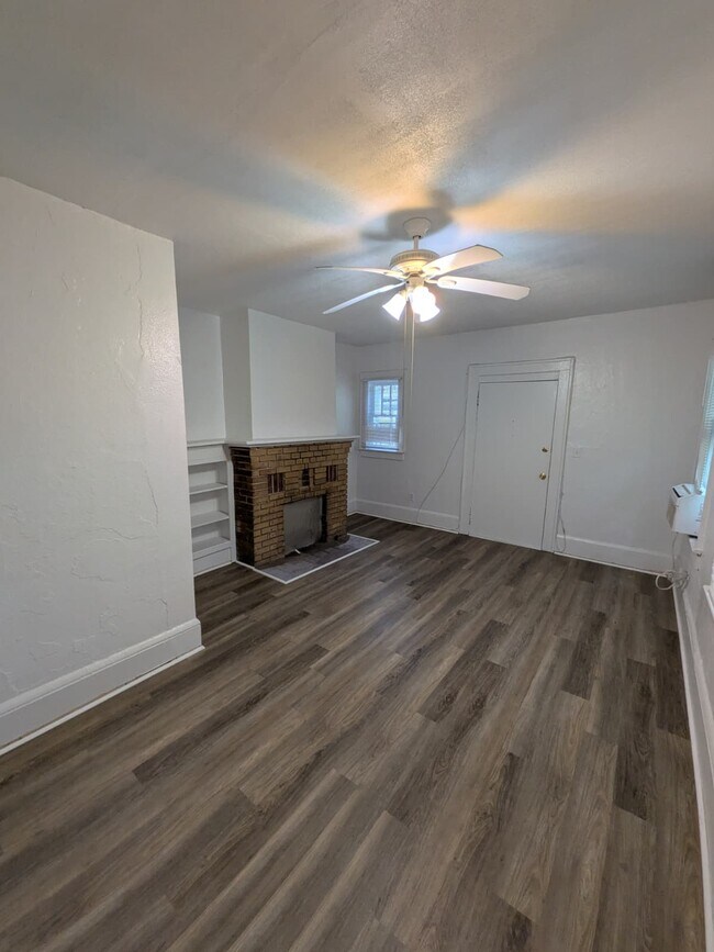 Building Photo - 516 Linwood Ave