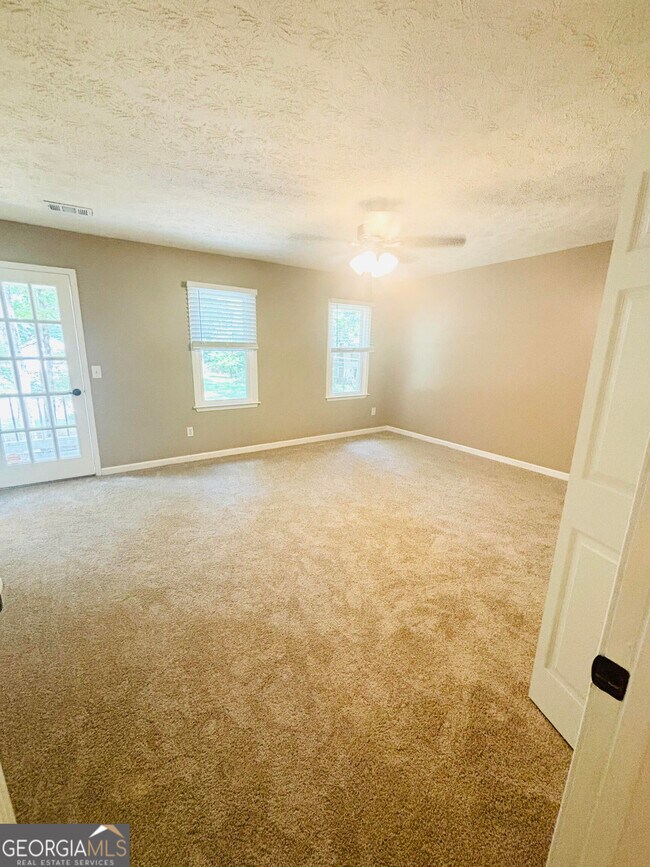 Building Photo - 185 Franklin Farms Cir