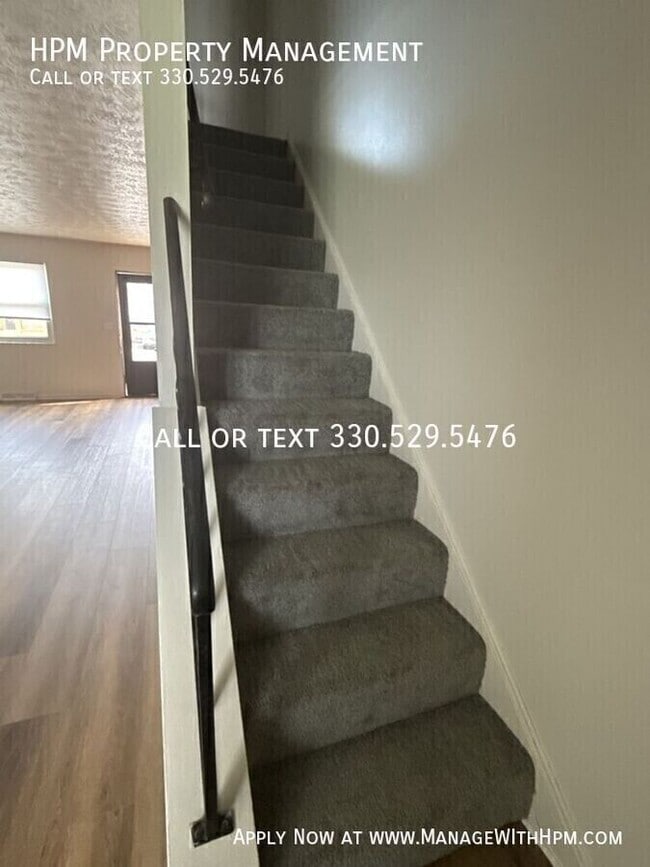 Building Photo - 143 W Overdale Dr