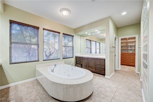 Building Photo - 2846 Bronzino Ct