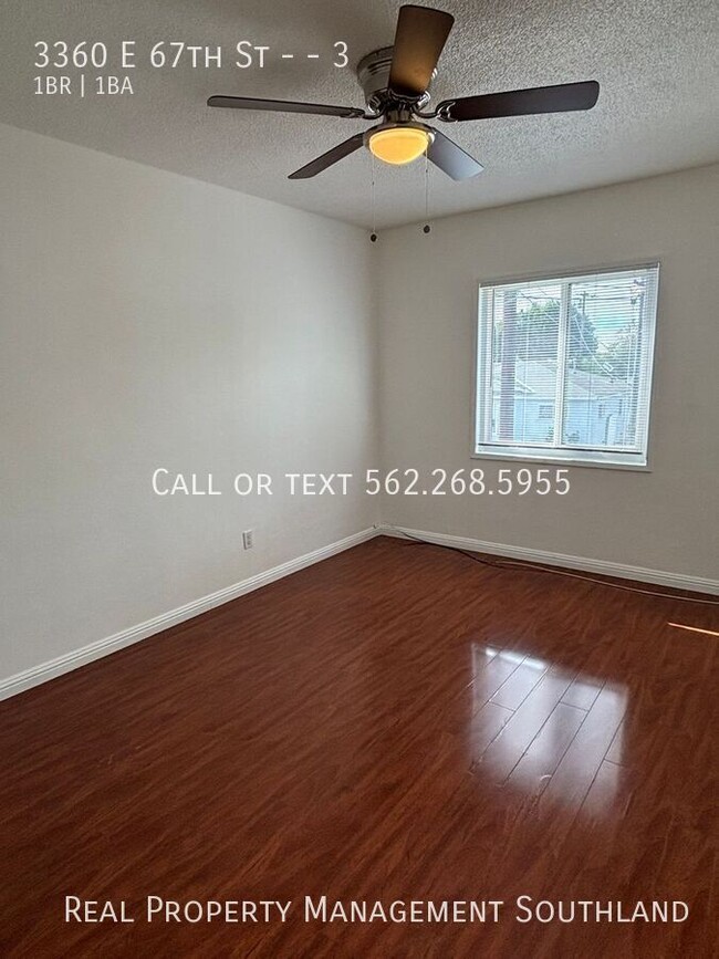 Building Photo - 1 Bedroom Available now! Accepting section...