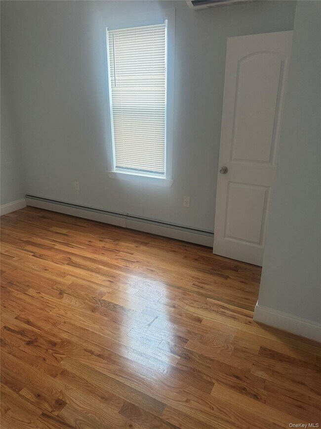 Building Photo - 1611 Research Ave