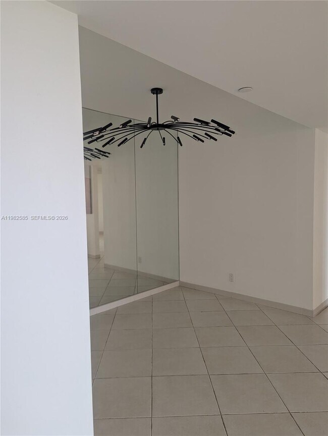 Building Photo - 3610 Yacht Club Dr