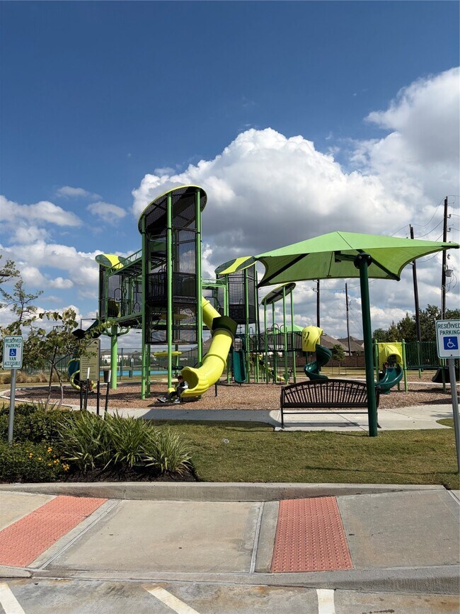 Building Photo - 12806 Crombie Dr