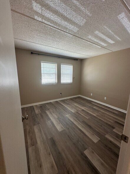 Building Photo - 1000 Tarpon Woods Blvd