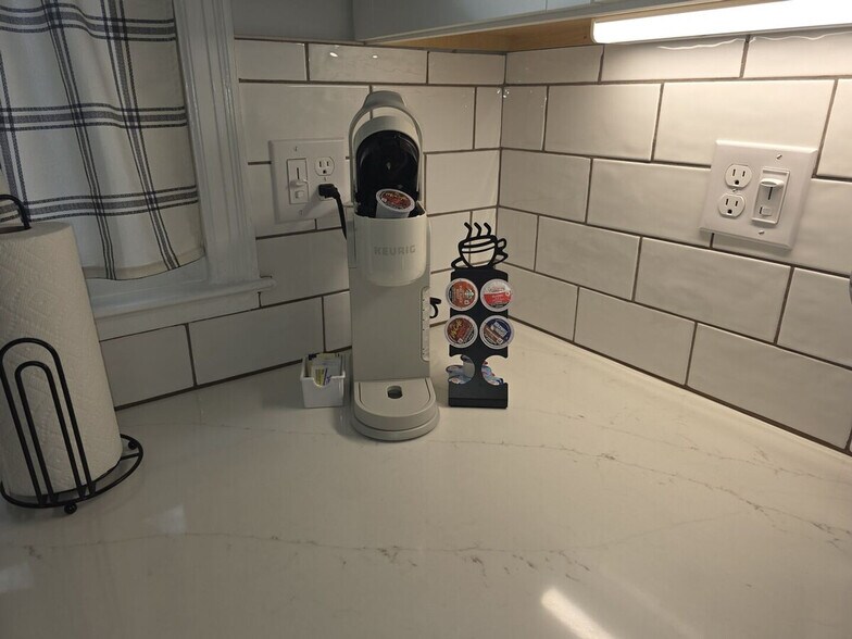 Building Photo - 37 Old Tennessee Rd NE